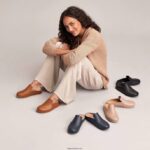 Women CHRISSIE II Haus Leather Slippers Fitflop 882F326 All Black - Image 6